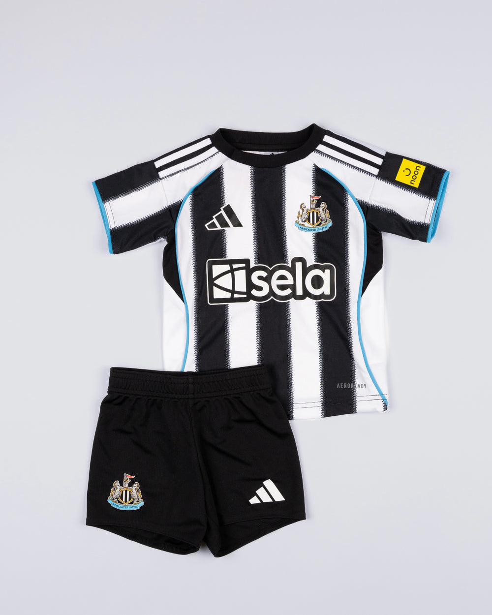 Newcastle United 25/26 Youth Away Full Kit