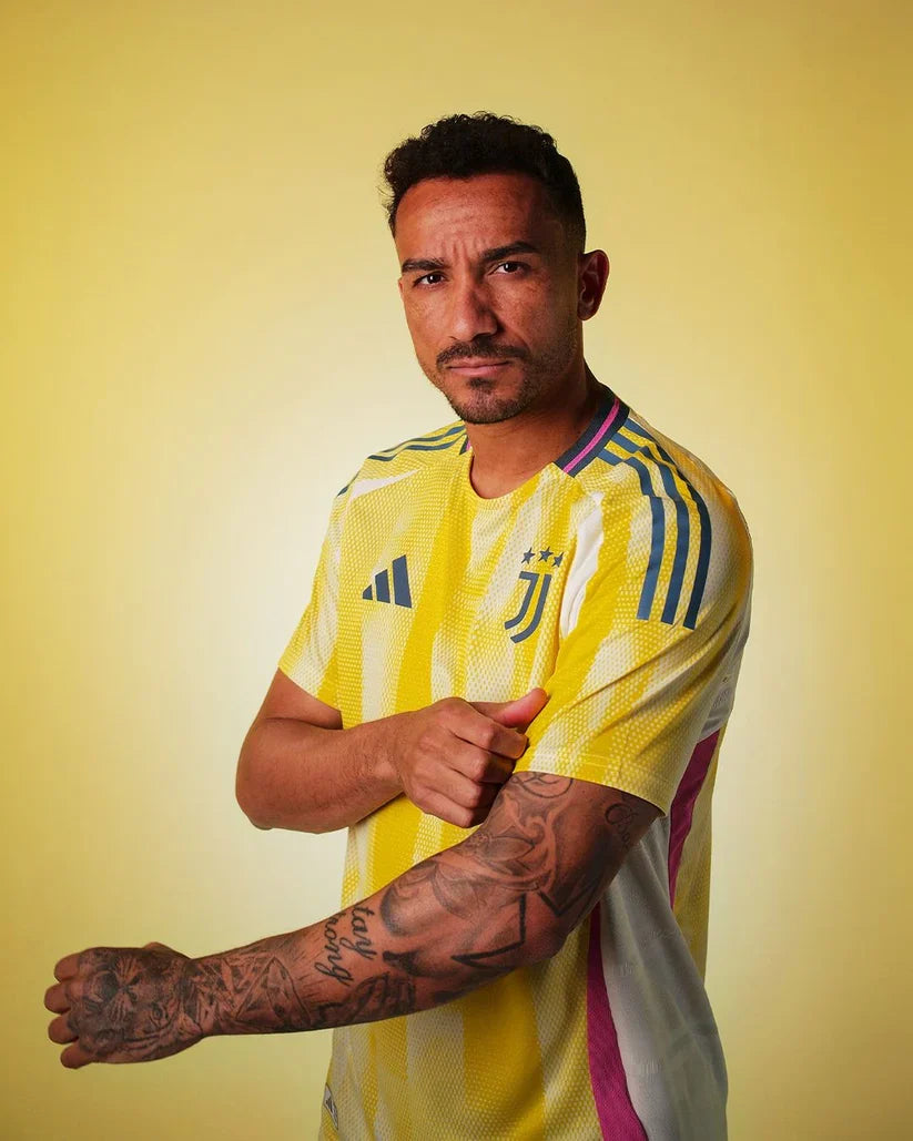 Juventus 24/25 Away Jersey